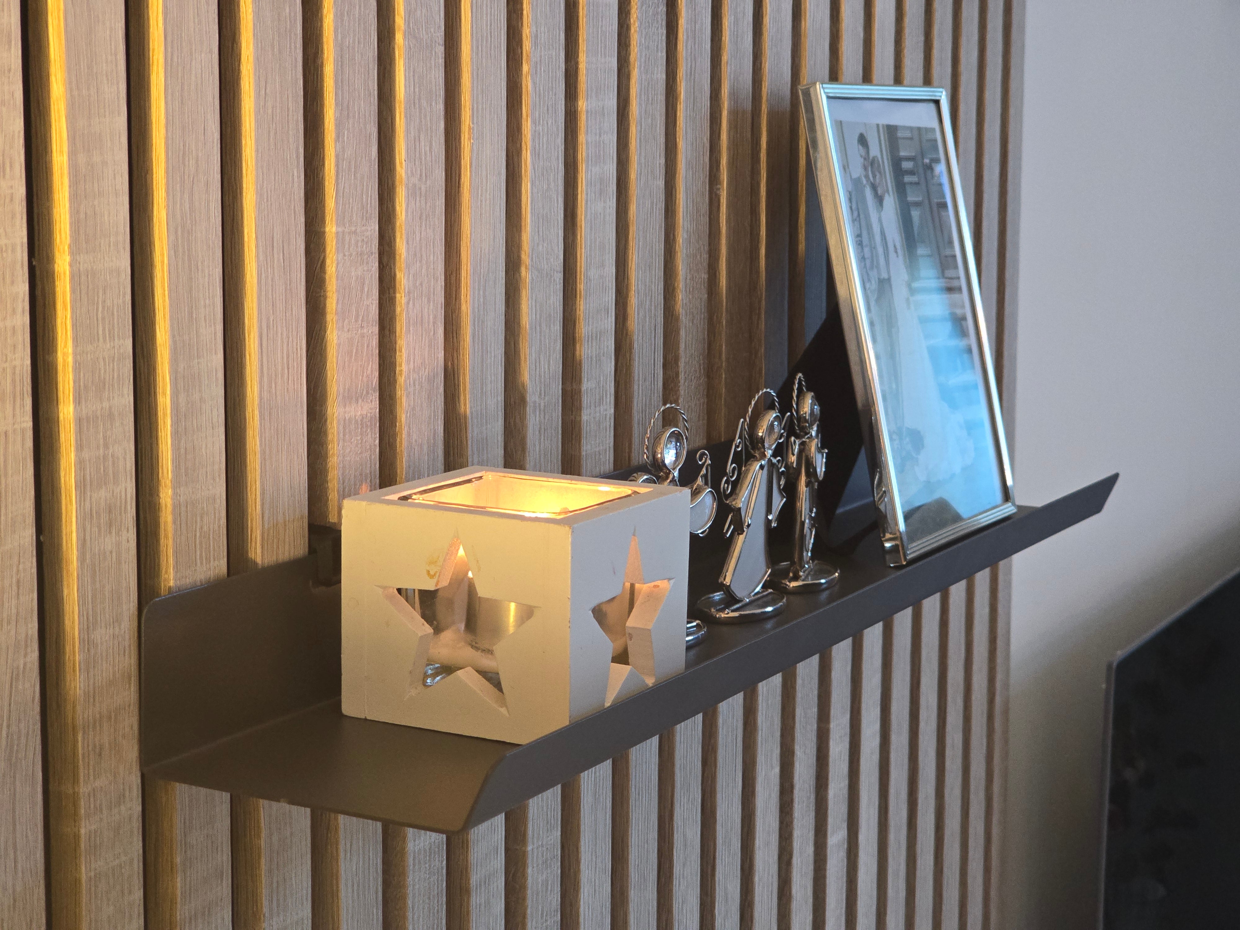 Shelf Brackets for IKEA MALMBÄCK Picture Ledge - Installation Type: Wall Clip