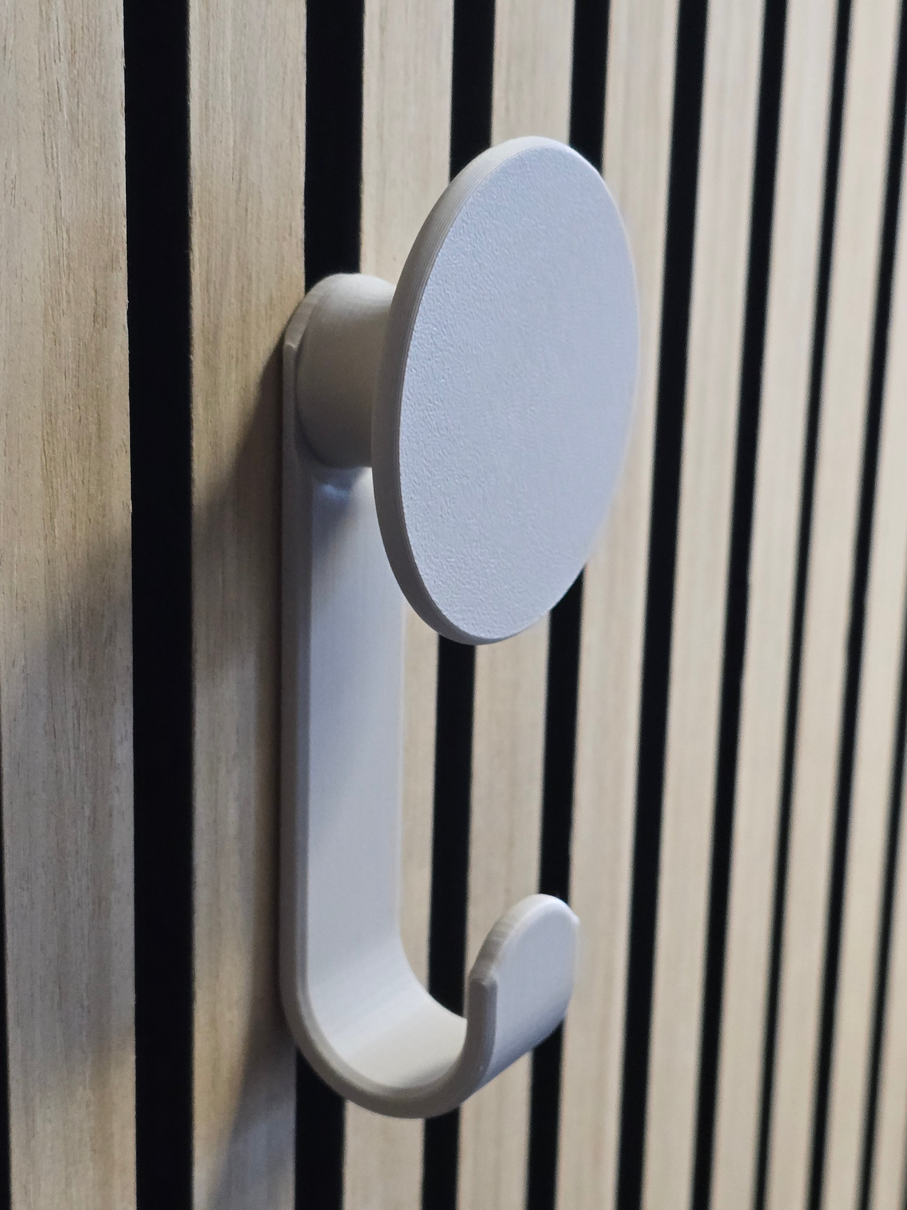 Riverstone Hook - Installation: Wall Clip