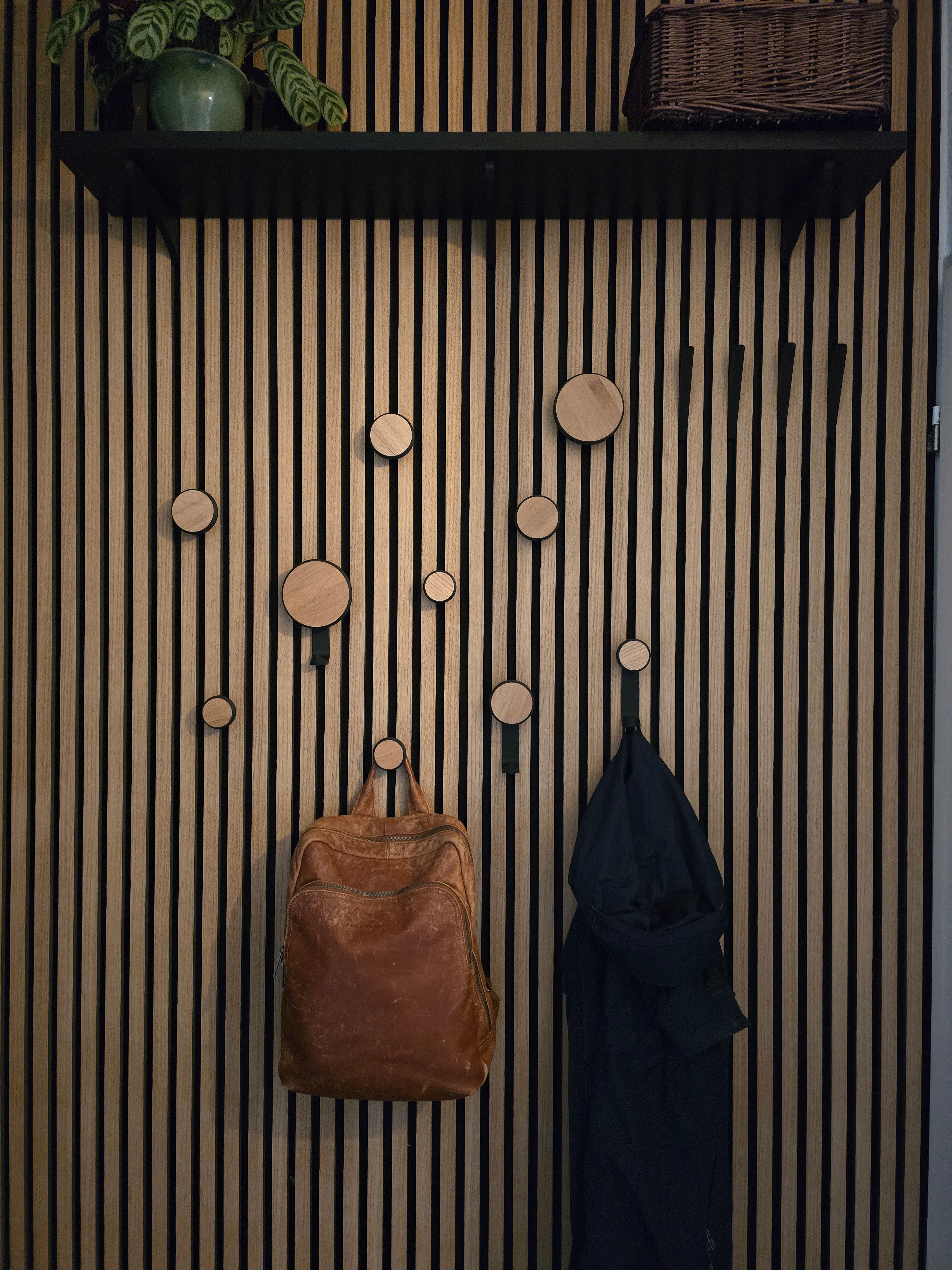 Runder Kleiderablage Haken/Aufhänger Eichenholzfurnier für Akustikplatten - Montageart: Wandclip