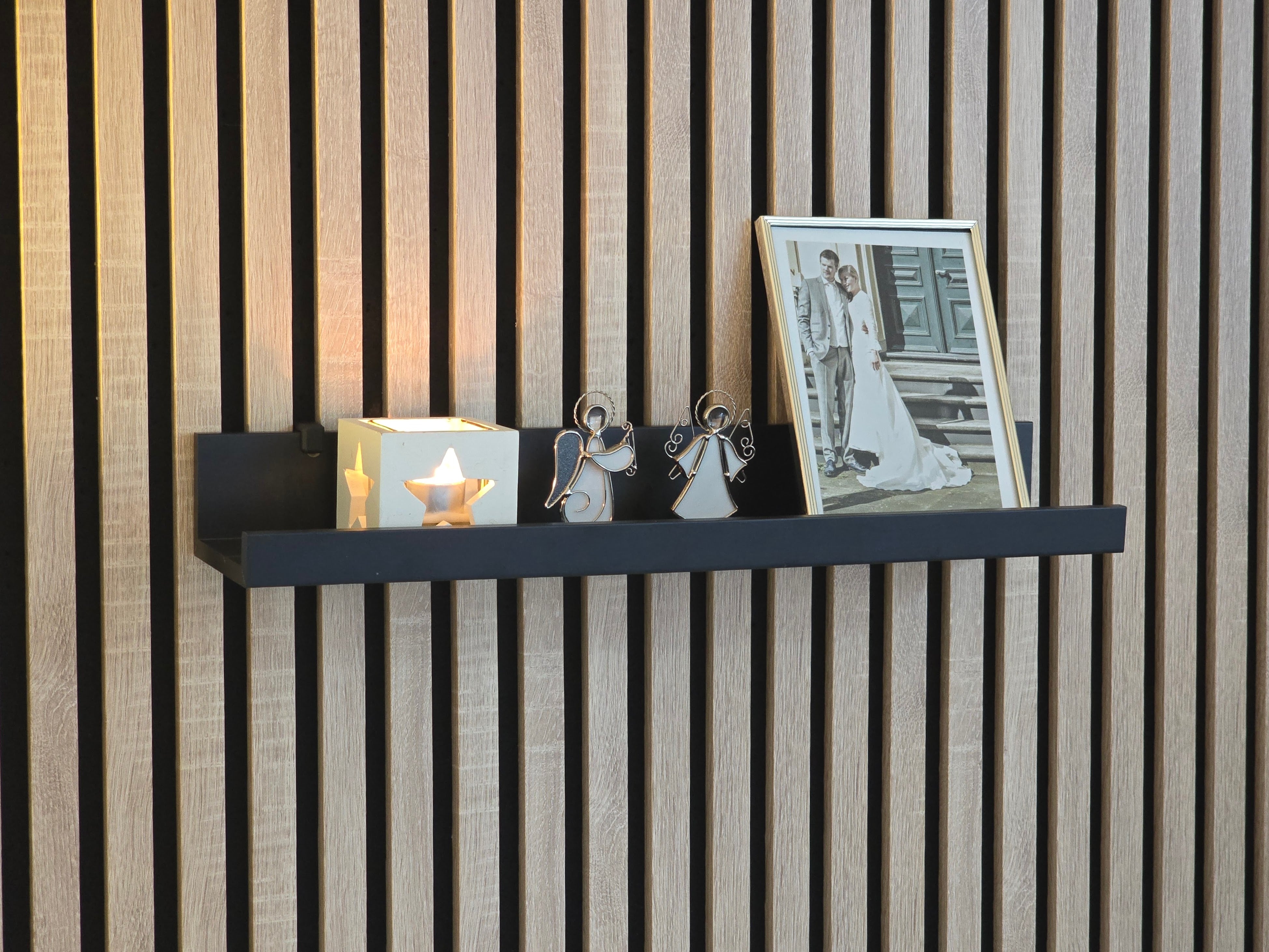 Shelf Brackets for IKEA MOSSLANDA Picture Ledge - Installation Type: Wall Clip