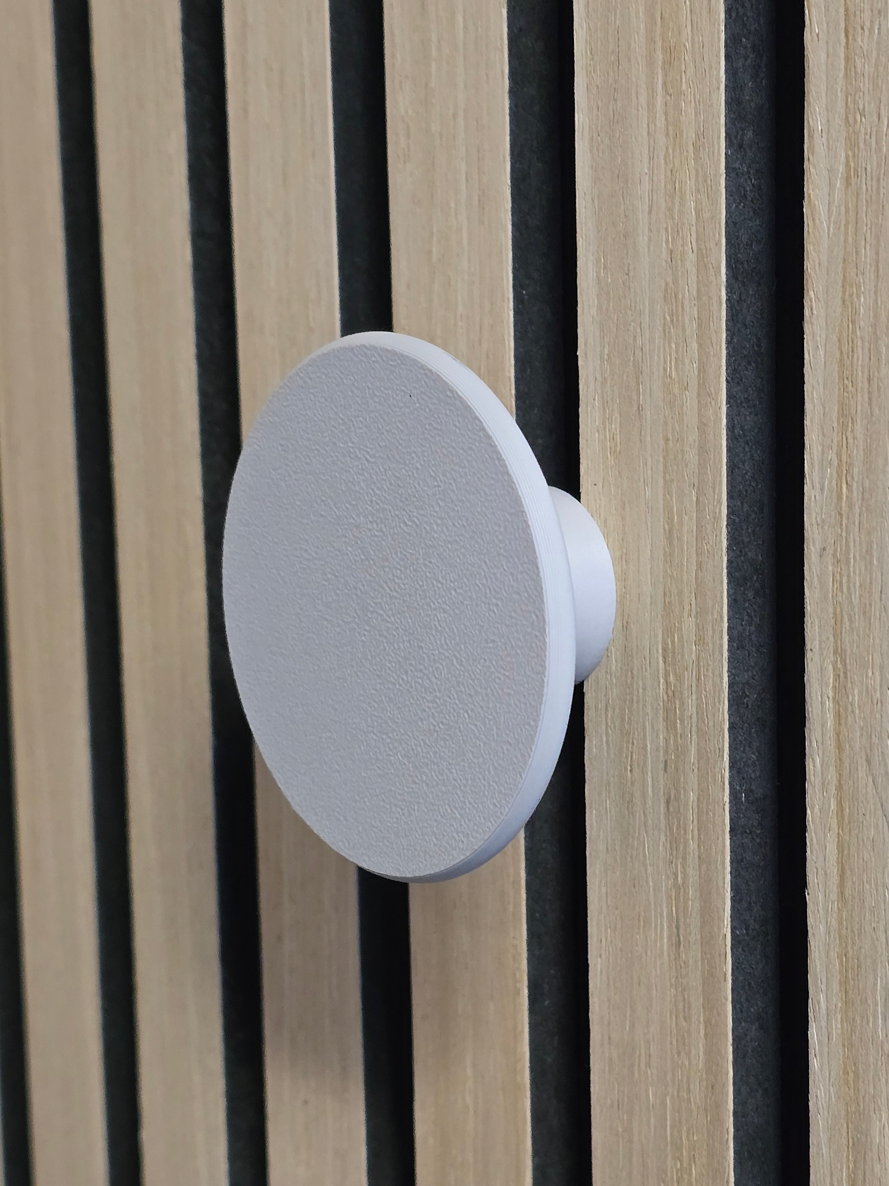 Riverstone Hook - Installation: Wall Clip